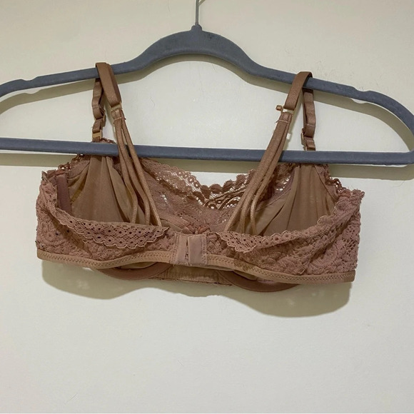 Women’s Aerie Brand Tan Nude Coloured Square Neck Bra Adjustable Straps Size 34B - Picture 7 of 16